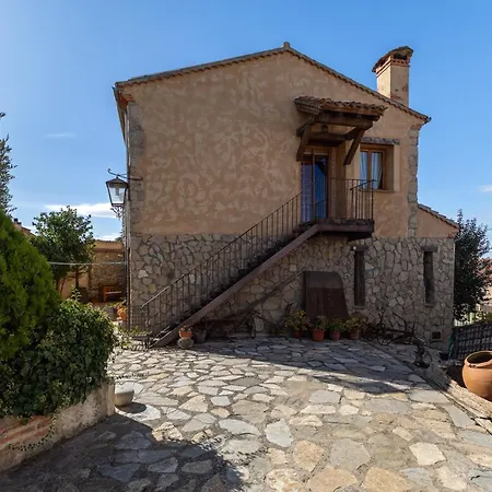 La Chatarreria De Ferreros-otero 乡村民宿 Otero de Herreros